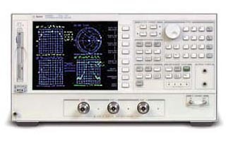 フォト（写真） 使用される AGILENT / HP / HEWLETT-PACKARD / KEYSIGHT 8753A 販売のために