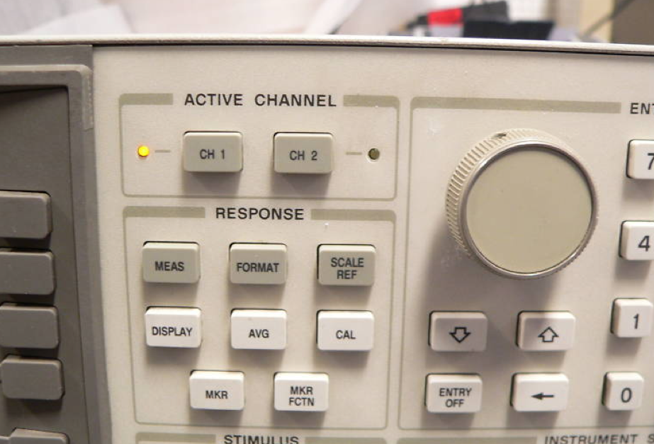 Photo Used AGILENT / HP / HEWLETT-PACKARD / KEYSIGHT 8753C For Sale