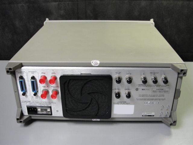 Photo Utilisé AGILENT / HP / HEWLETT-PACKARD / KEYSIGHT 8757D À vendre