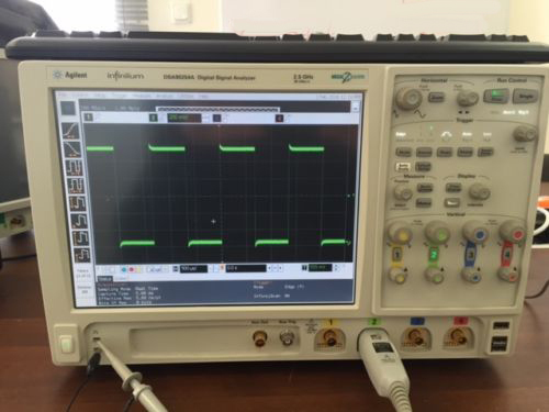 Photo Utilisé AGILENT / HP / HEWLETT-PACKARD / KEYSIGHT DSA 90404A À vendre