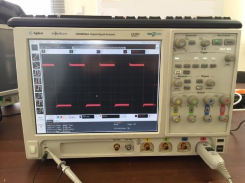 图为 已使用的 AGILENT / HP / HEWLETT-PACKARD / KEYSIGHT DSA 90404A 待售