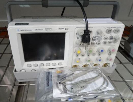 Photo Used AGILENT / HP / HEWLETT-PACKARD / KEYSIGHT DSO5034A For Sale