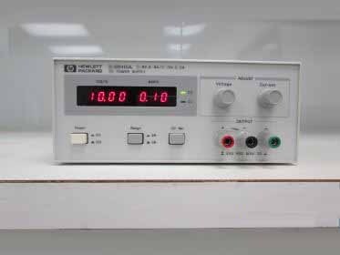 フォト（写真） 使用される AGILENT / HP / HEWLETT-PACKARD / KEYSIGHT E3610A 販売のために