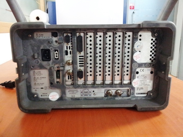 Photo Utilisé AGILENT / HP / HEWLETT-PACKARD / KEYSIGHT E4402B À vendre