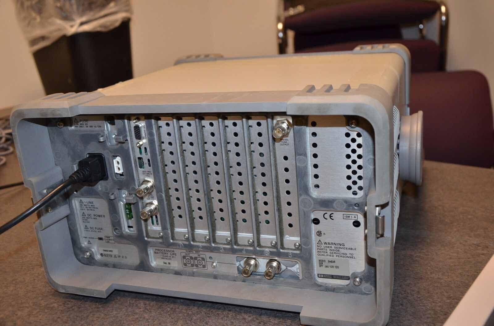 Photo Used AGILENT / HP / HEWLETT-PACKARD / KEYSIGHT E4404B For Sale