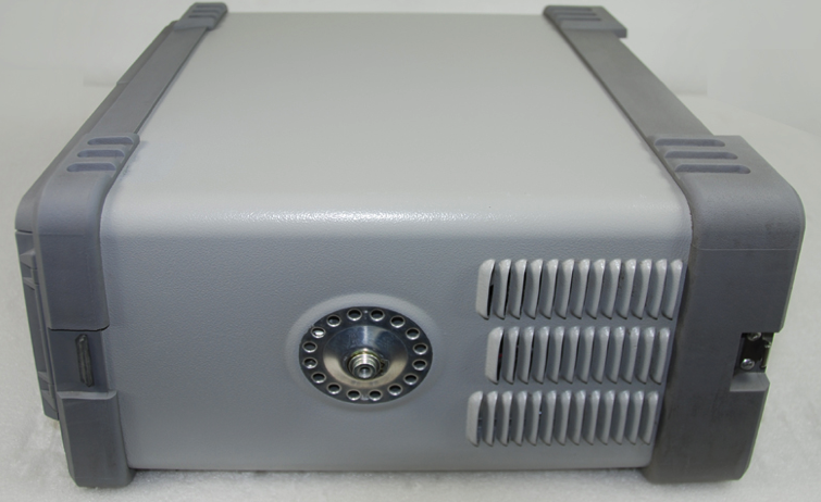 Foto Verwendet AGILENT / HP / HEWLETT-PACKARD / KEYSIGHT E4405B Zum Verkauf