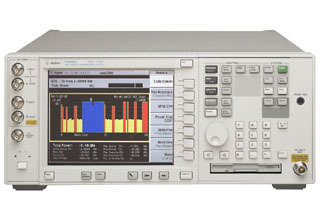 Foto Verwendet AGILENT / HP / HEWLETT-PACKARD / KEYSIGHT E4406A Zum Verkauf