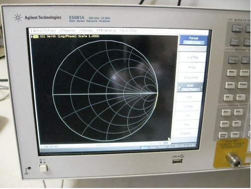 사진 사용됨 AGILENT / HP / HEWLETT-PACKARD / KEYSIGHT E5061A 판매용