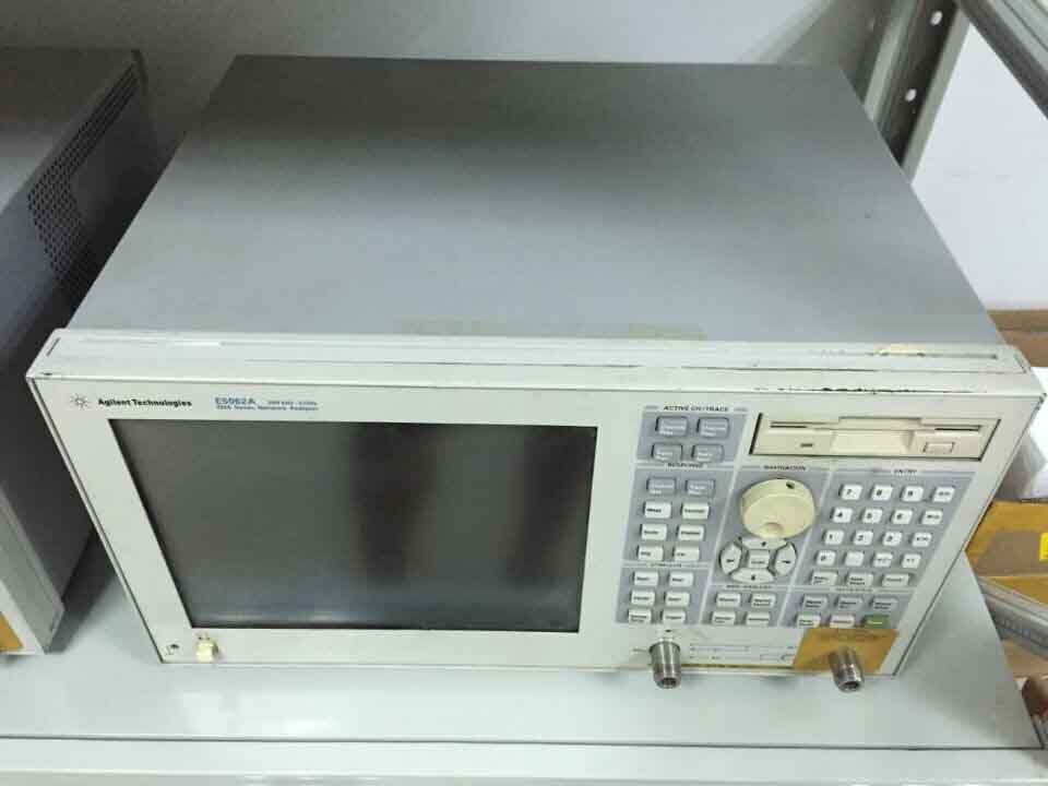 フォト（写真） 使用される AGILENT / HP / HEWLETT-PACKARD / KEYSIGHT E5062A 販売のために