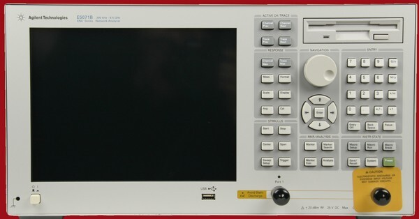 Photo Used AGILENT / HP / HEWLETT-PACKARD / KEYSIGHT E5071B For Sale