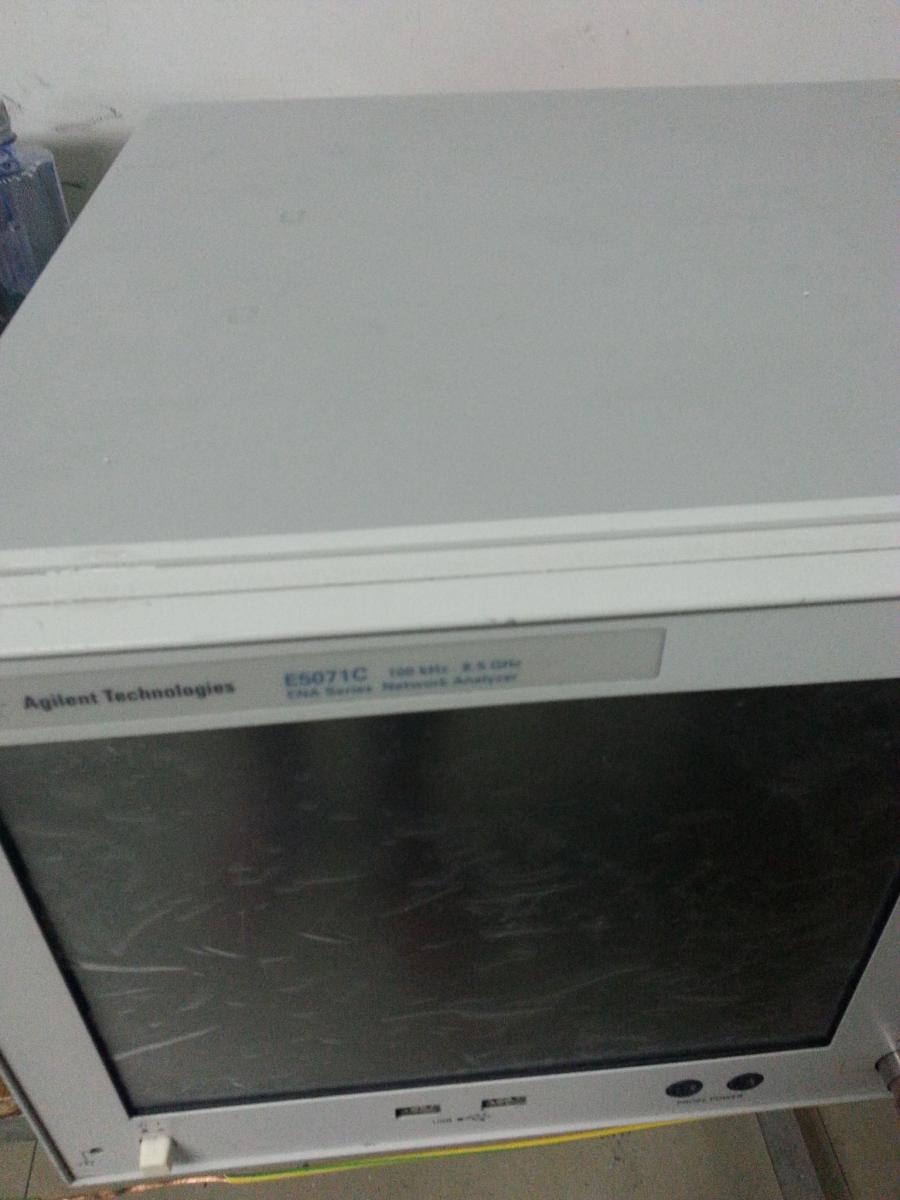 Photo Used AGILENT / HP / HEWLETT-PACKARD / KEYSIGHT E5071C For Sale