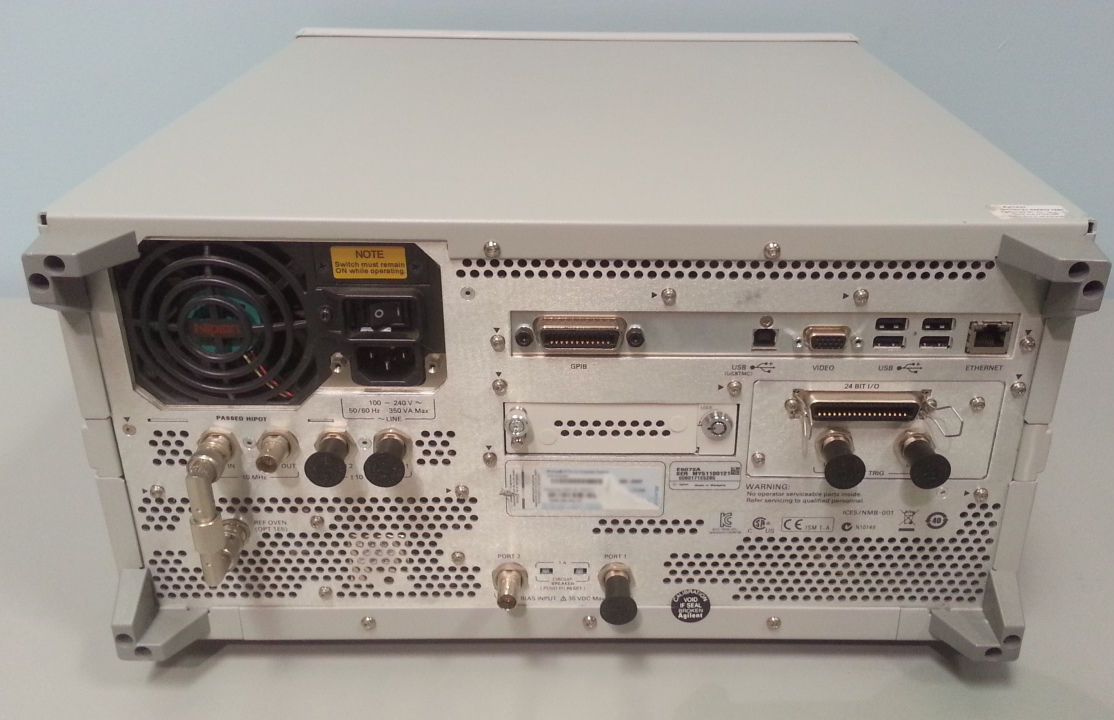 Photo Used AGILENT / HP / HEWLETT-PACKARD / KEYSIGHT E5072A For Sale