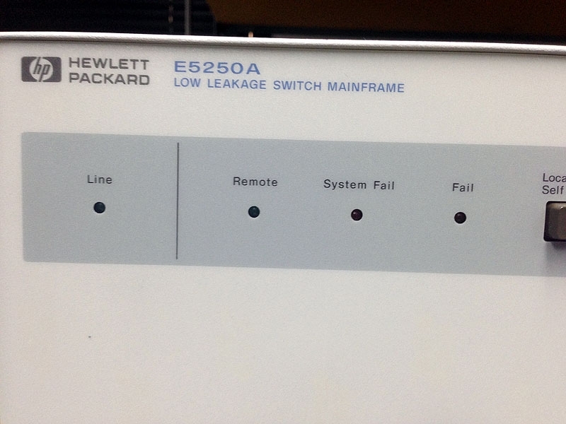 フォト（写真） 使用される AGILENT / HP / HEWLETT-PACKARD / KEYSIGHT E5250A 販売のために