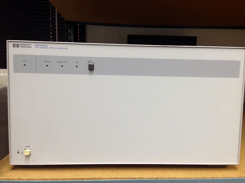 Photo Used AGILENT / HP / HEWLETT-PACKARD / KEYSIGHT E5250A For Sale