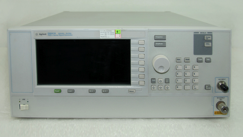 圖為 已使用的 AGILENT / HP / HEWLETT-PACKARD / KEYSIGHT E8241A 待售