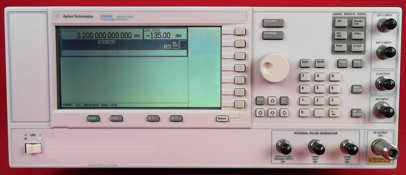 사진 사용됨 AGILENT / HP / HEWLETT-PACKARD / KEYSIGHT E8663B 판매용