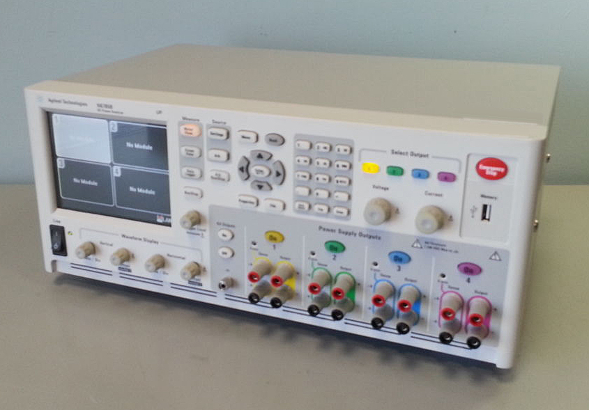 Photo Used AGILENT / HP / HEWLETT-PACKARD / KEYSIGHT N6705B For Sale