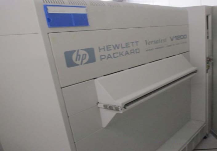 フォト（写真） 使用される AGILENT / HP / HEWLETT-PACKARD / KEYSIGHT Versatest V1200 販売のために