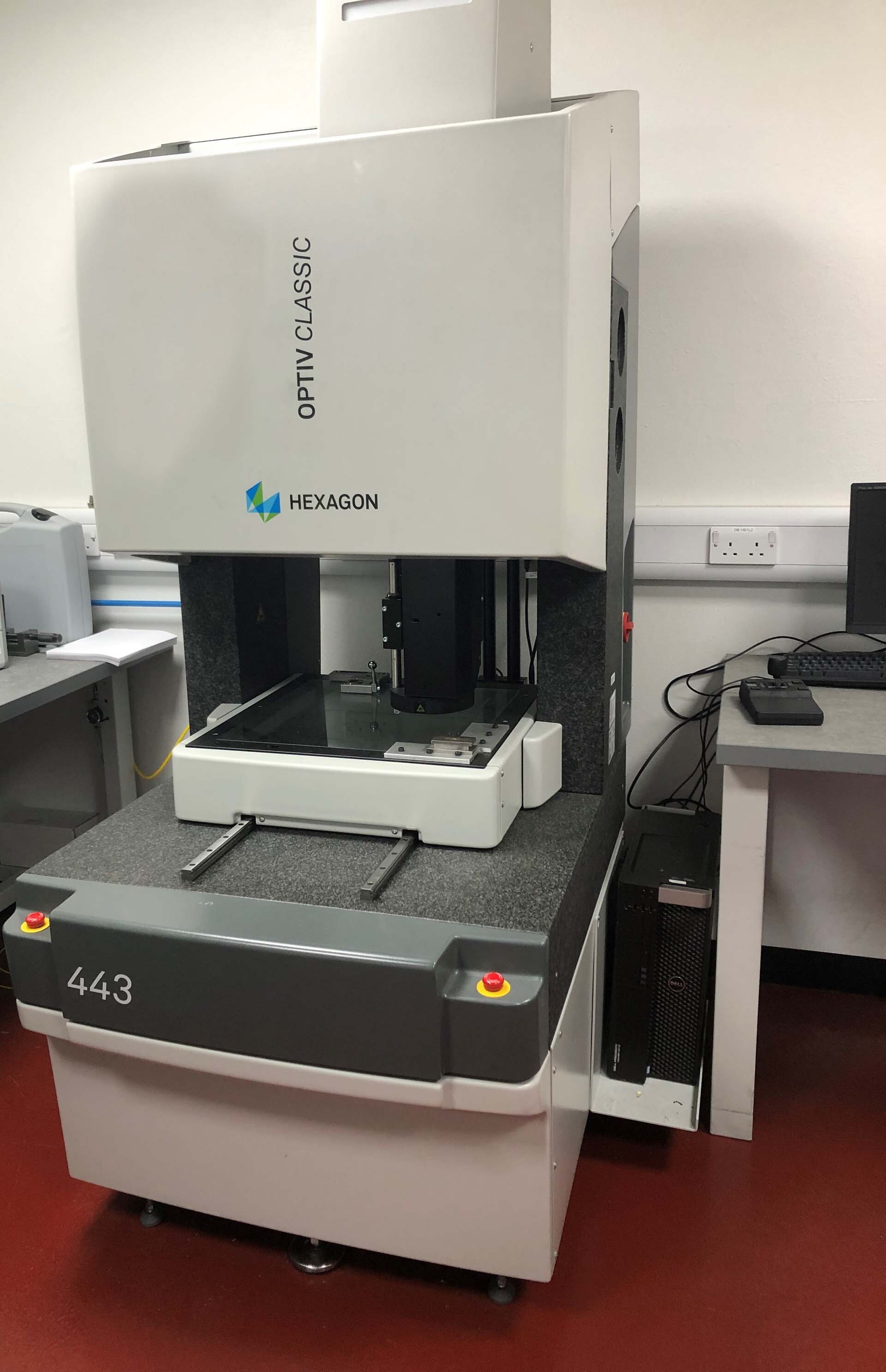 Photo Used HEXAGON METROLOGY Optiv Classic 443 For Sale