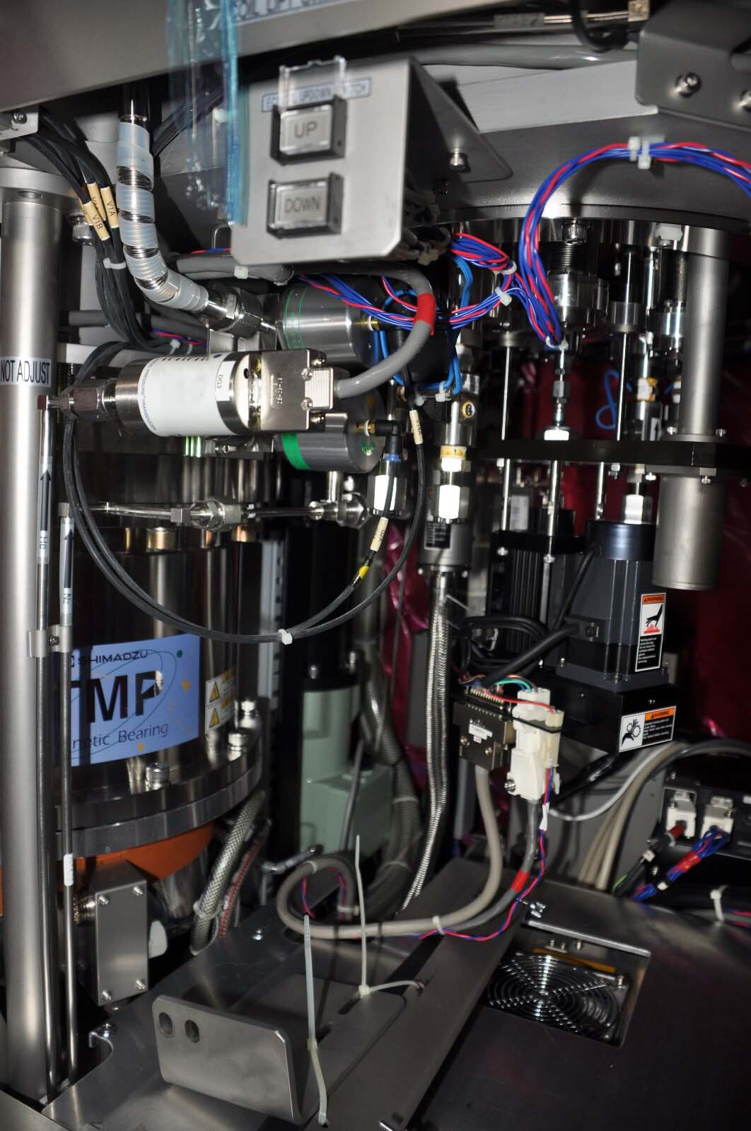 Photo Utilisé HITACHI (2) Chambers for MU 712E À vendre