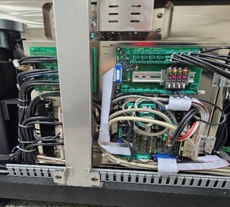 사진 사용됨 HITACHI CG 4000 판매용