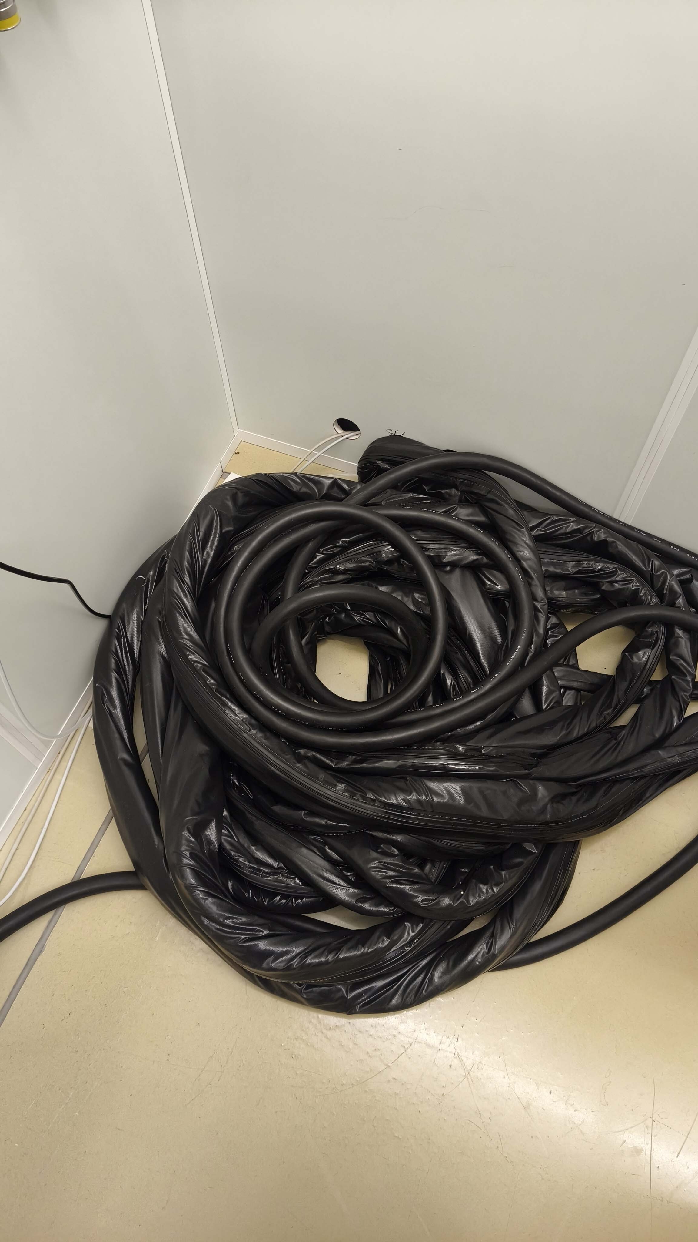图为 已使用的 HITACHI CG 4000 待售