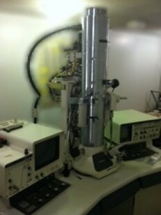 HITACHI H-7000 SEM 판매 가격 #9117092에 사용됨 > CAE에서 구매
