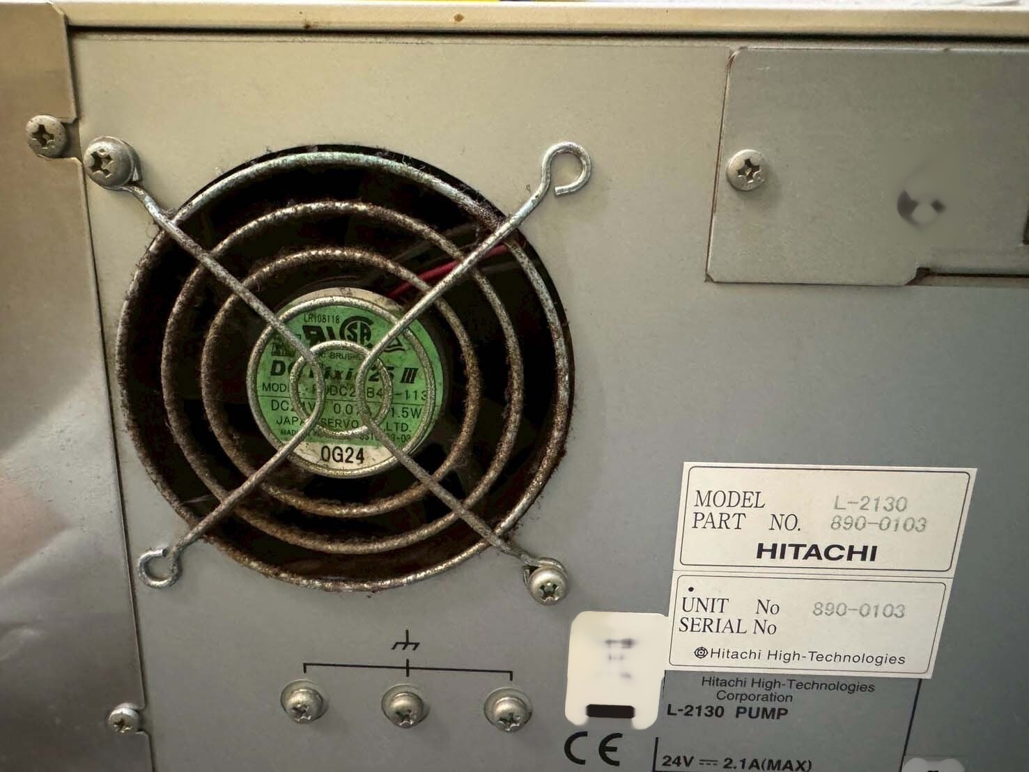 Foto Verwendet HITACHI HPLC System Zum Verkauf