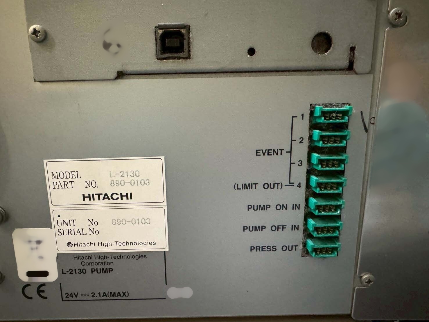 Foto Verwendet HITACHI HPLC System Zum Verkauf
