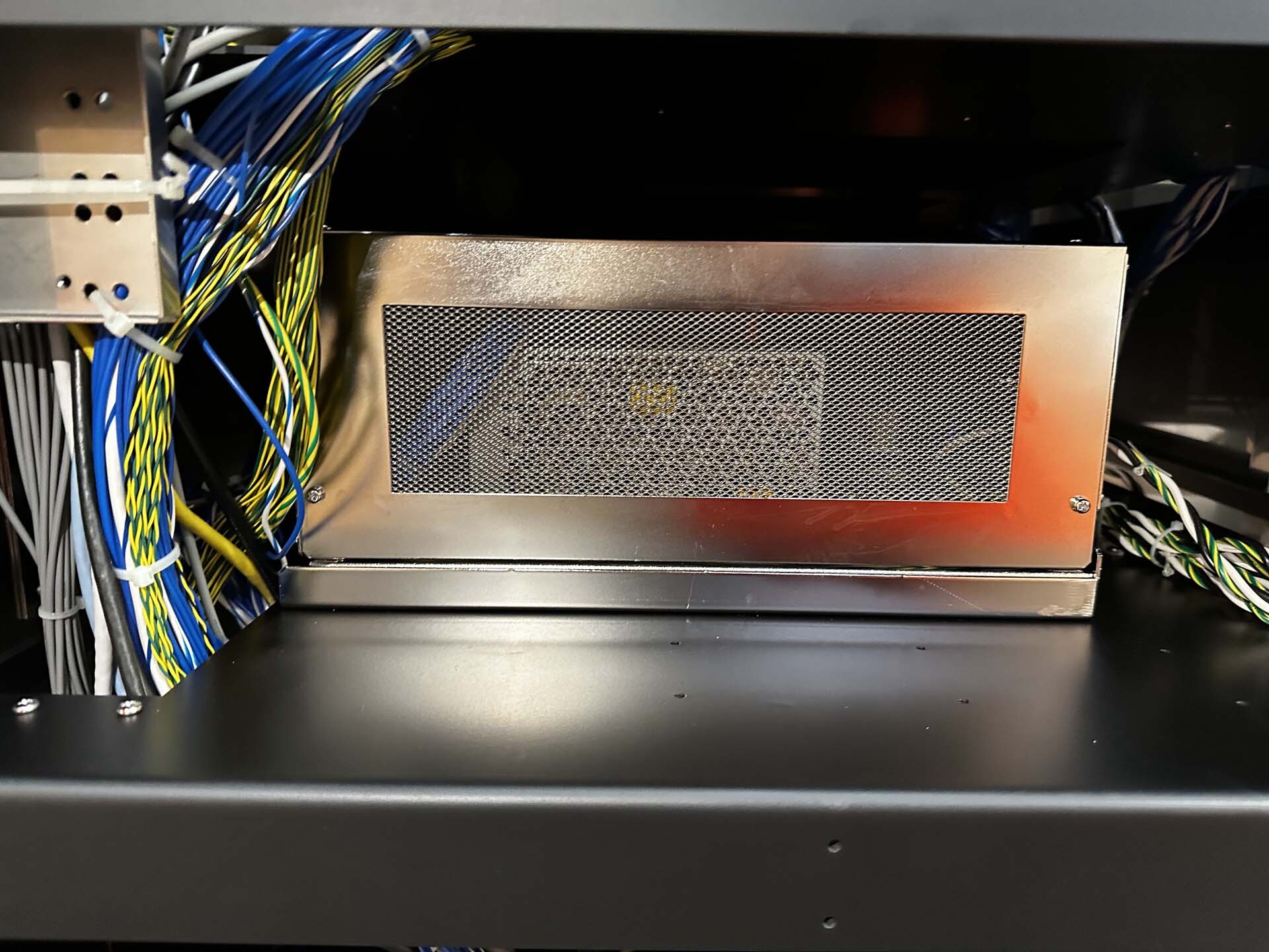 图为 已使用的 HITACHI LS9300 待售