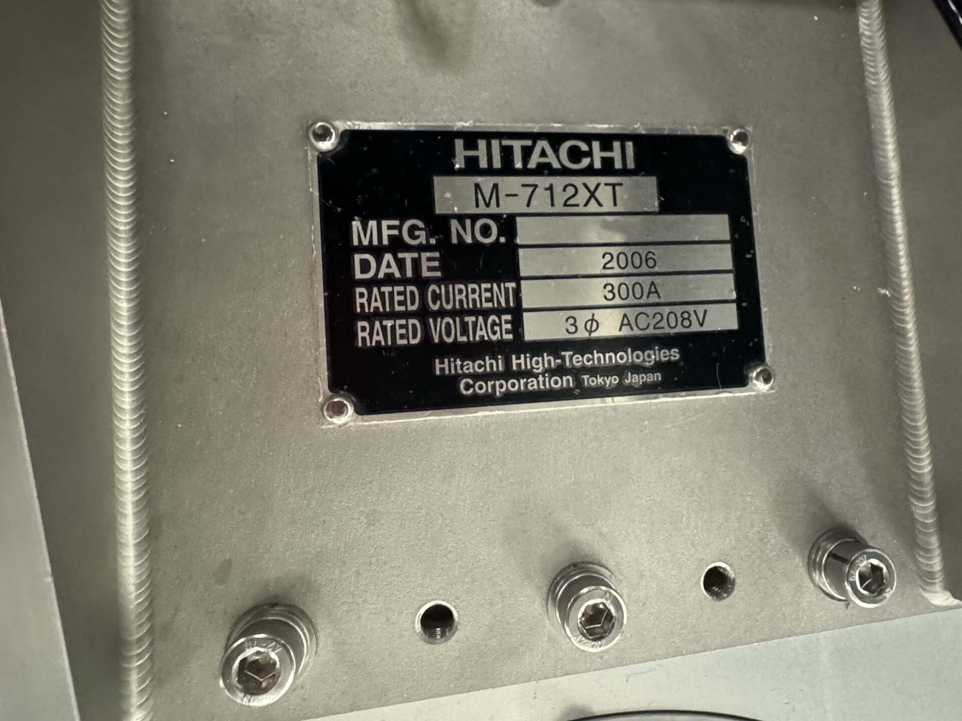 사진 사용됨 HITACHI M 712XT 판매용