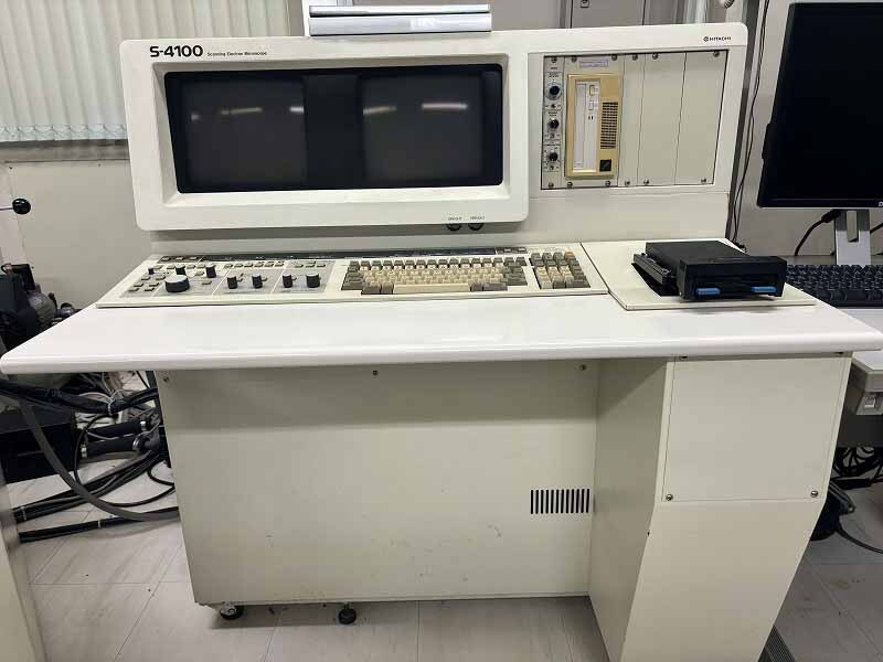Foto Verwendet HITACHI S-4100 Zum Verkauf
