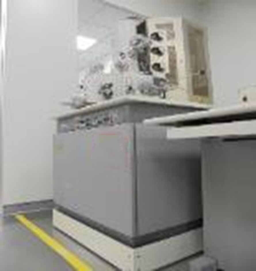 사진 사용됨 HITACHI S-4300 판매용