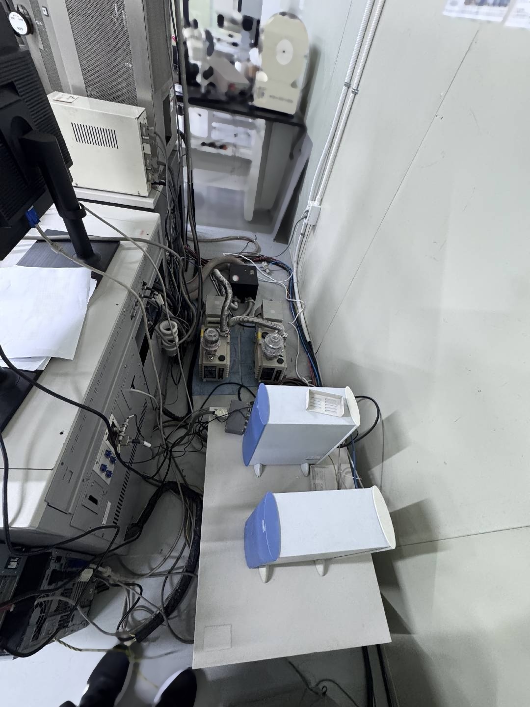 图为 已使用的 HITACHI S-4300 待售