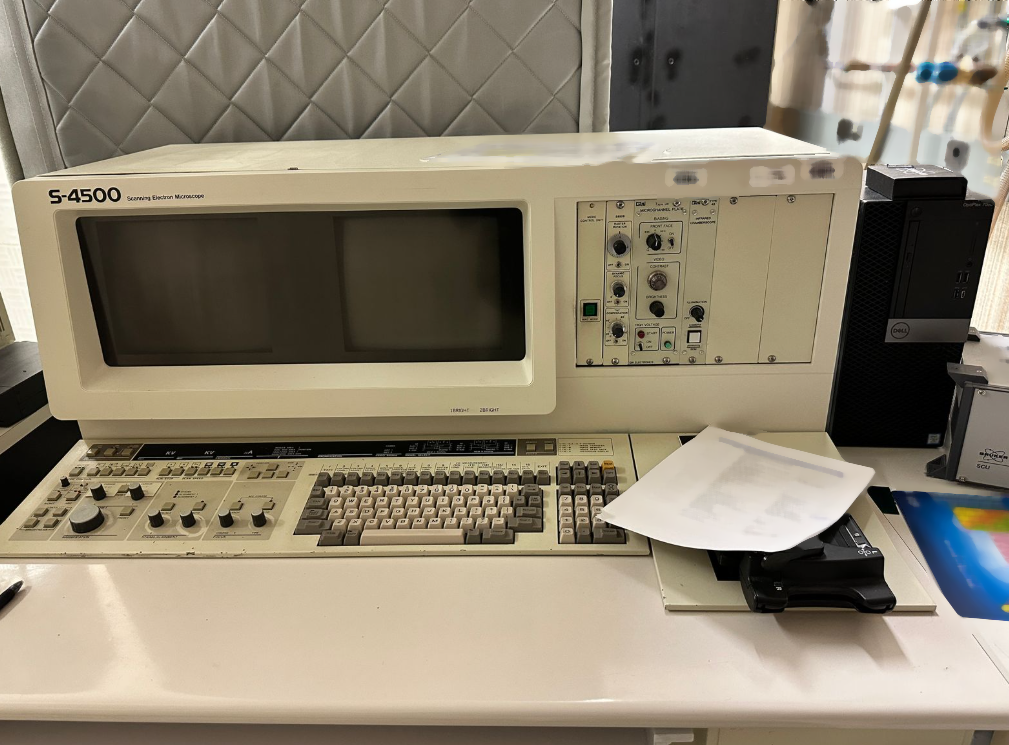 Foto Verwendet HITACHI S-4500 Zum Verkauf