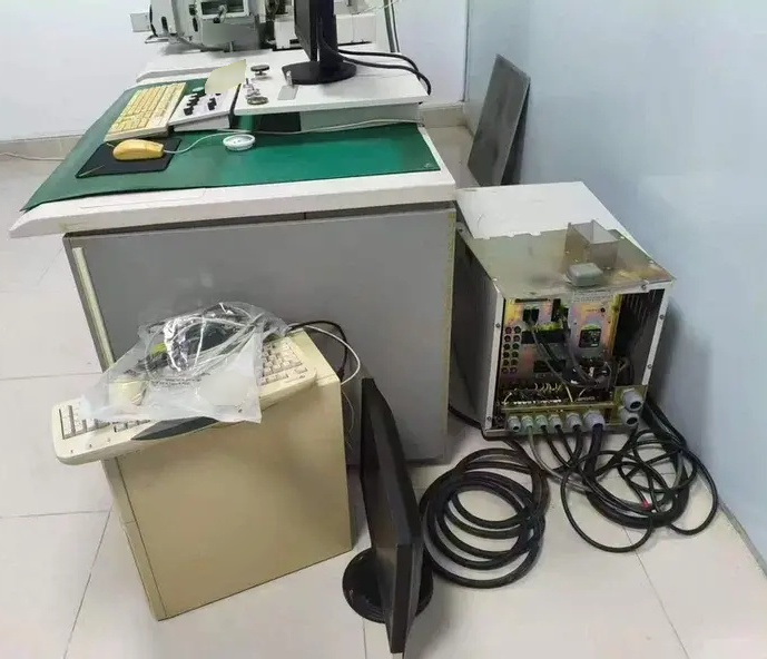 Photo Utilisé HITACHI S-4700 Type I À vendre
