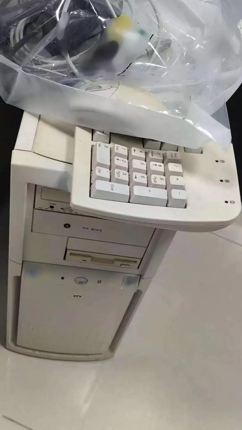 Photo Utilisé HITACHI S-4700 Type I À vendre