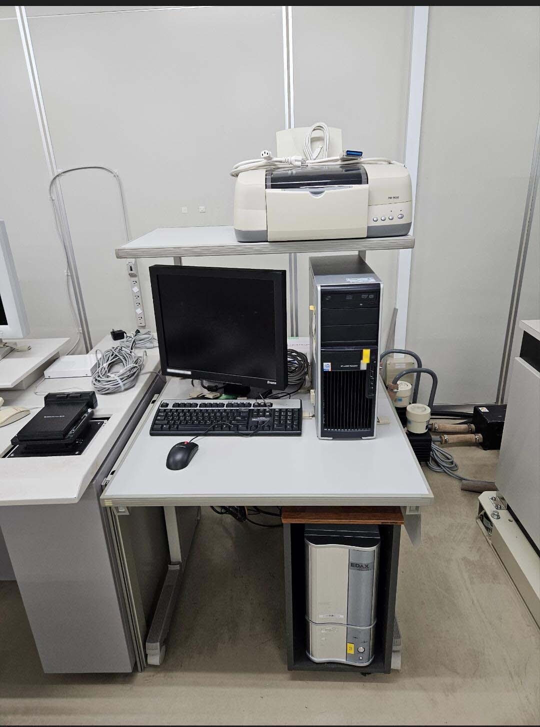 图为 已使用的 HITACHI S-4700 待售