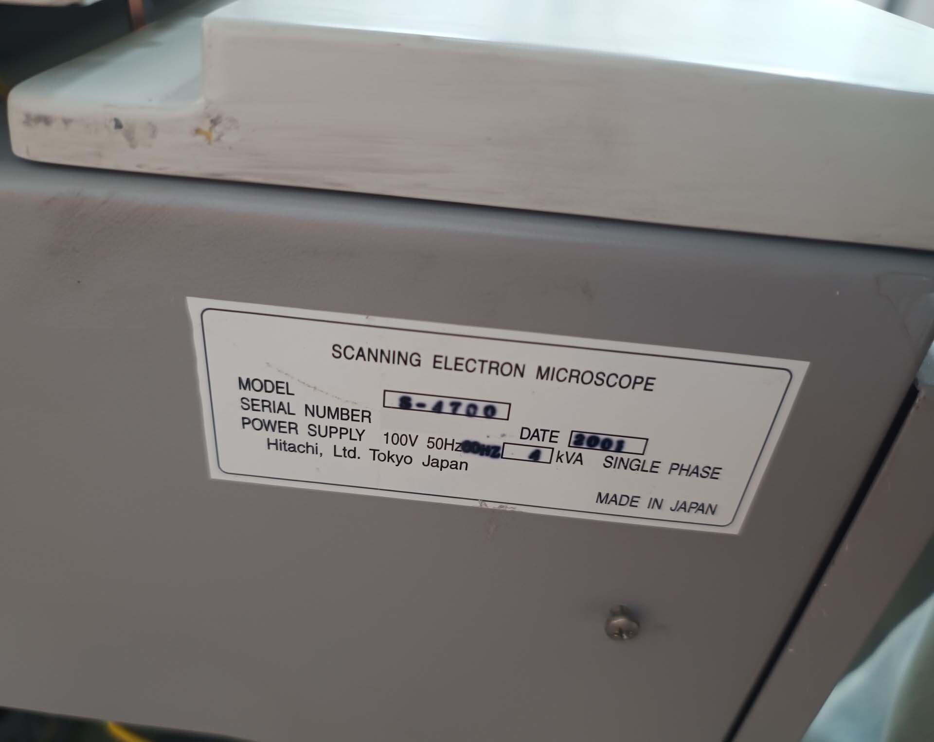 Foto Verwendet HITACHI S-4700 Zum Verkauf