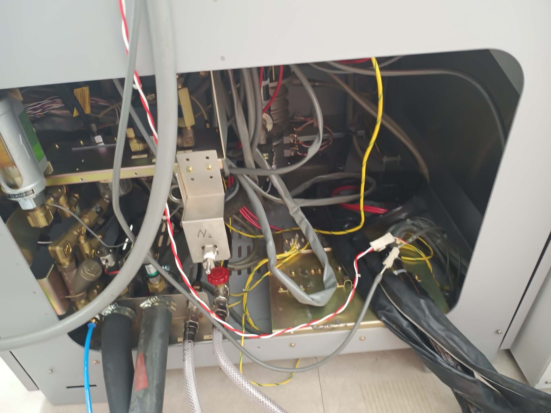 圖為 已使用的 HITACHI S-4700 待售