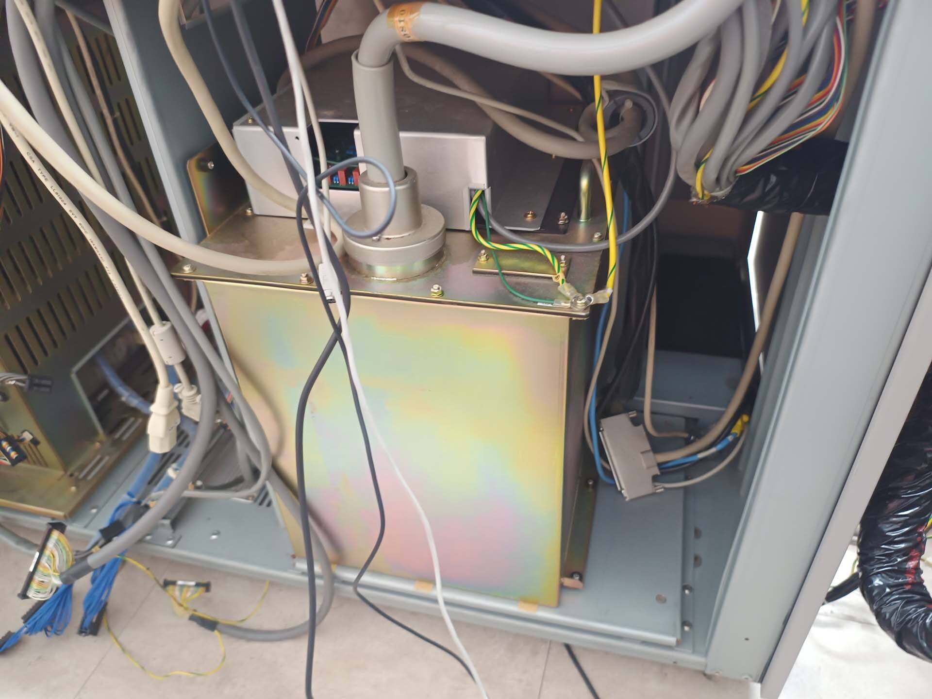 圖為 已使用的 HITACHI S-4700 待售
