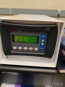 사진 사용됨 HITACHI S-4700 판매용