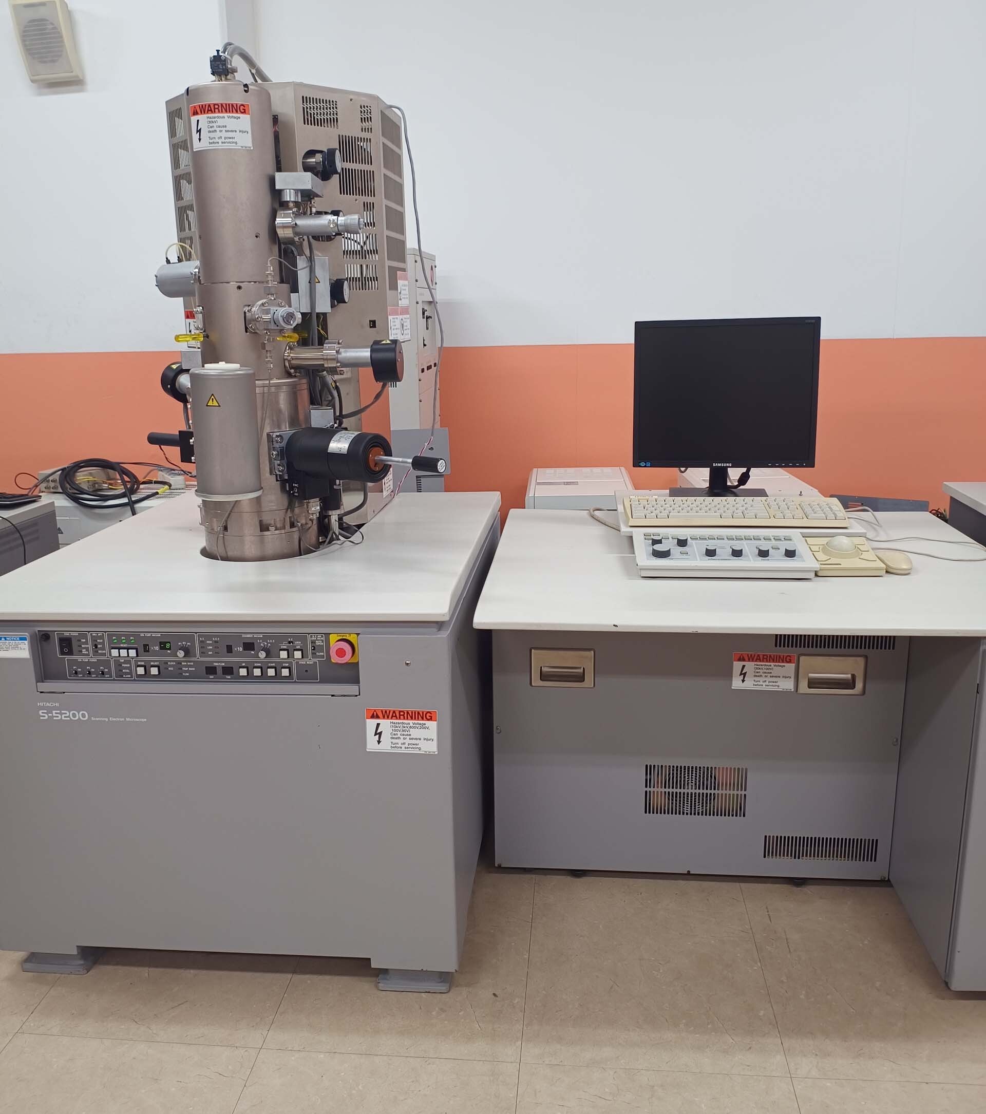 圖為 已使用的 HITACHI S-5200 待售