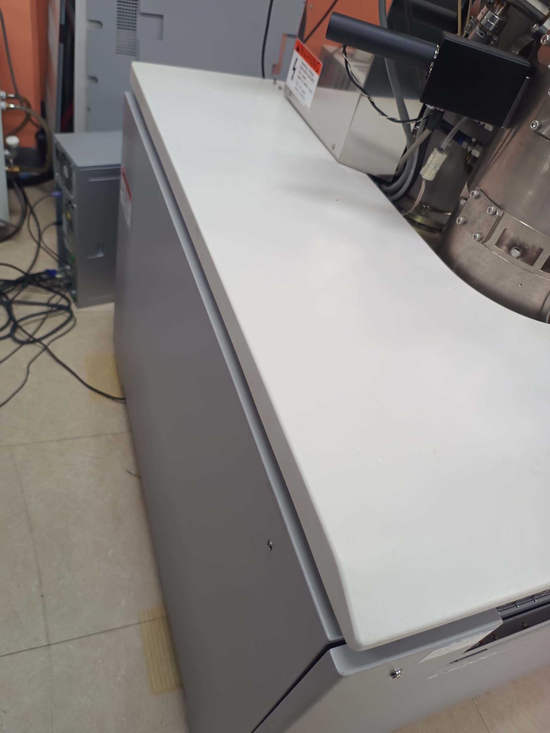 圖為 已使用的 HITACHI S-5200 待售