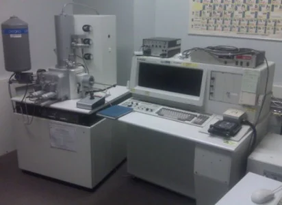 HITACHI S-4000 SEM はセール価格 #9114534 で使用されています HITACHI S-4000 SEM はセール価格 #9114534 で使用されています