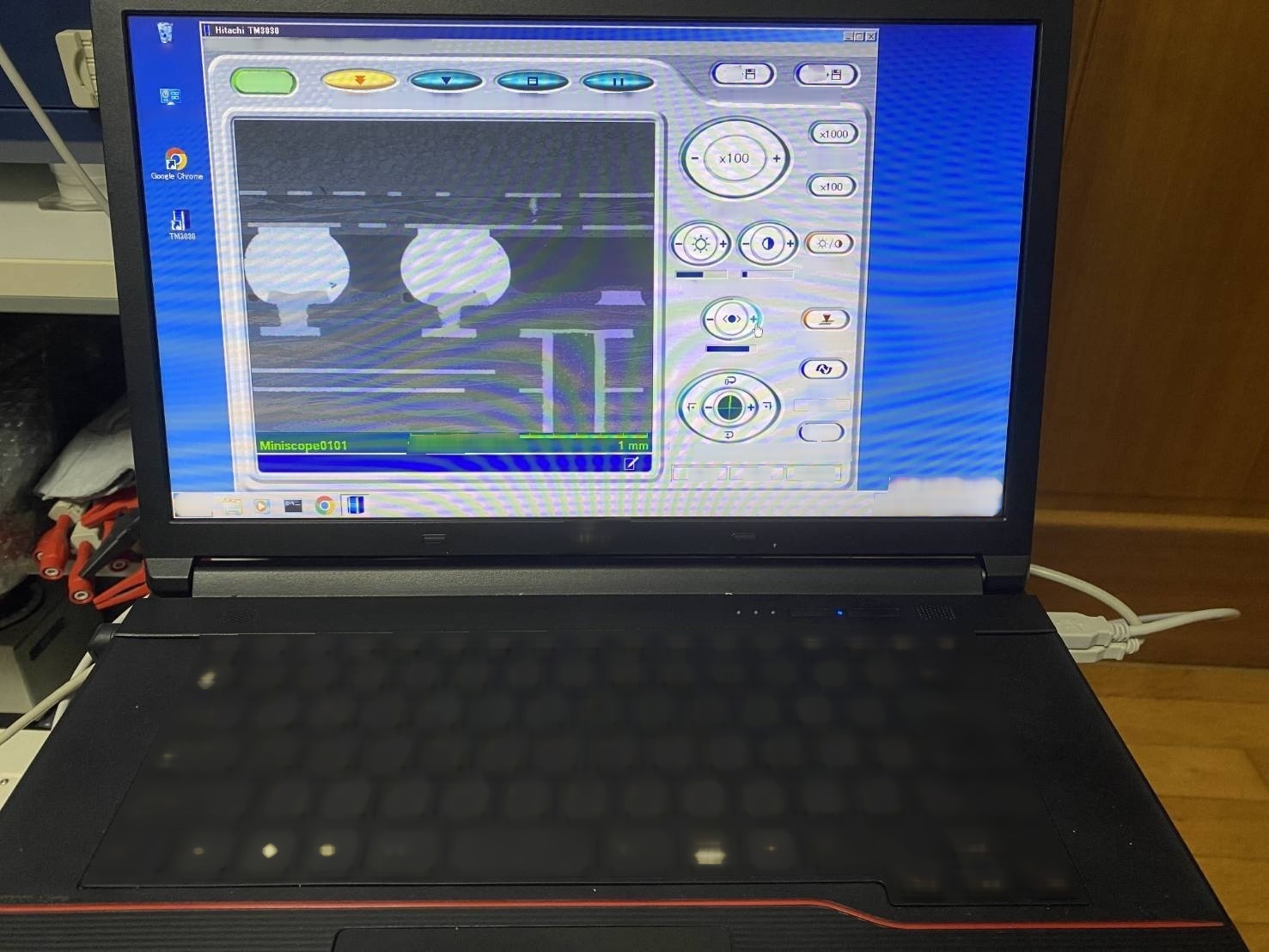 사진 사용됨 HITACHI TM-3030 판매용
