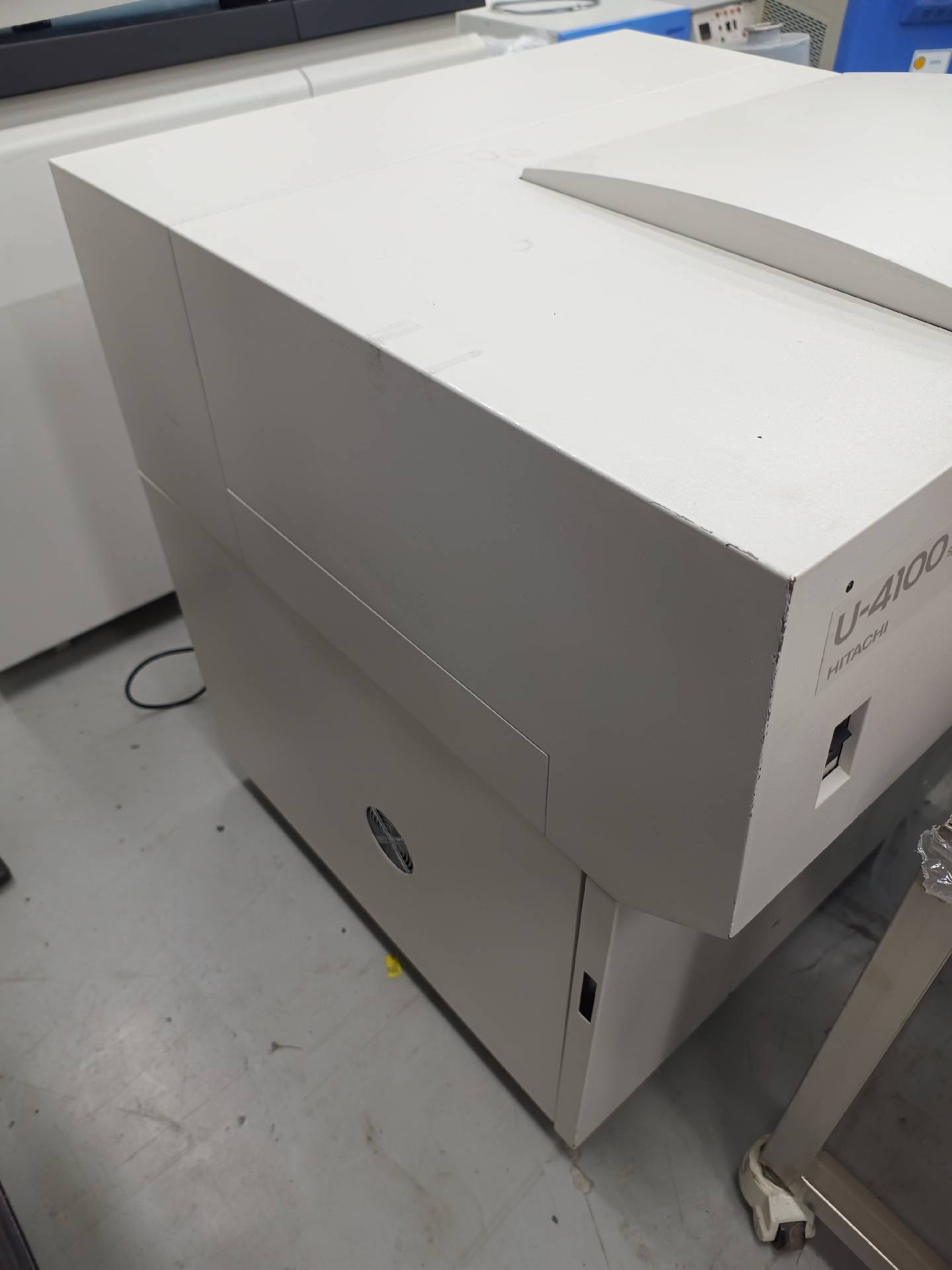 圖為 已使用的 HITACHI U-4100 待售