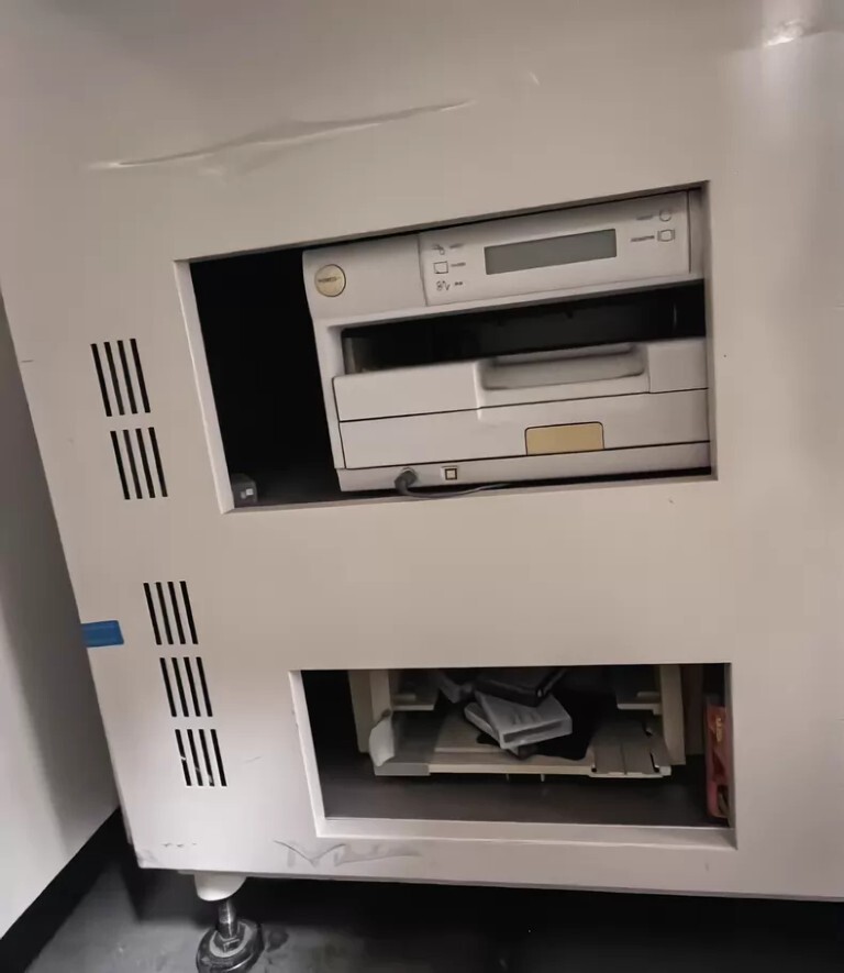 圖為 已使用的 HITACHI WI-890 待售