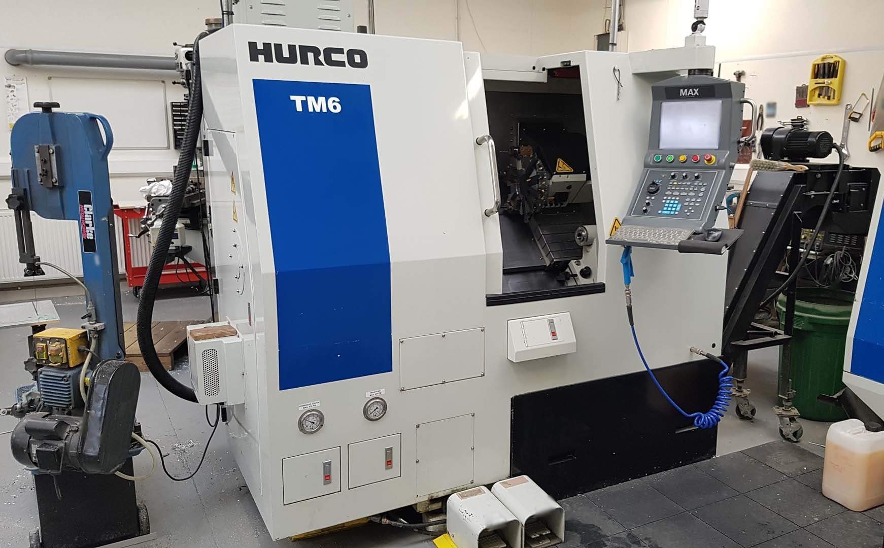 Photo Used HURCO TM6 For Sale