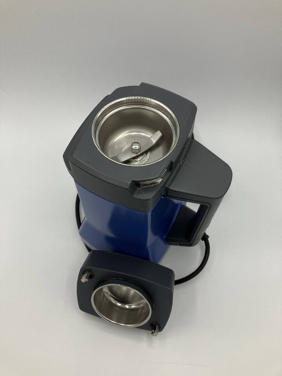 フォト（写真） 使用される IKA A10 販売のために